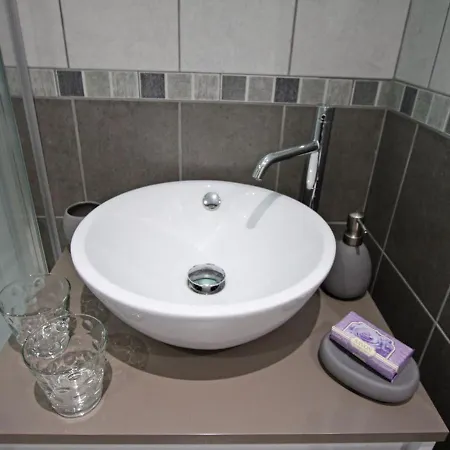 Guestroom Granges-aumontzey-granges-sur-vologne, 1 Piece, 4 Personnes - Fr-1-589-454 *